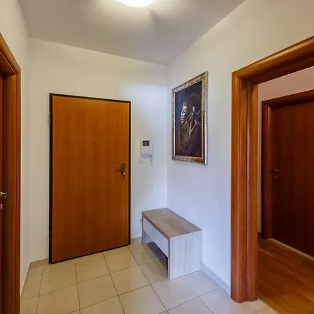 Ulica Spira Puovica Διαμέρισμα